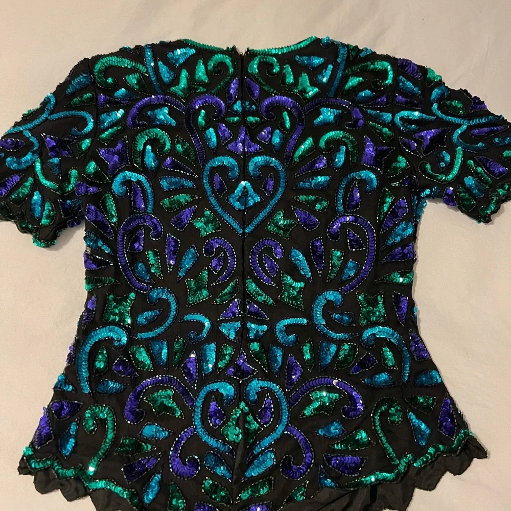 Sequined top - Picture 7 of 8